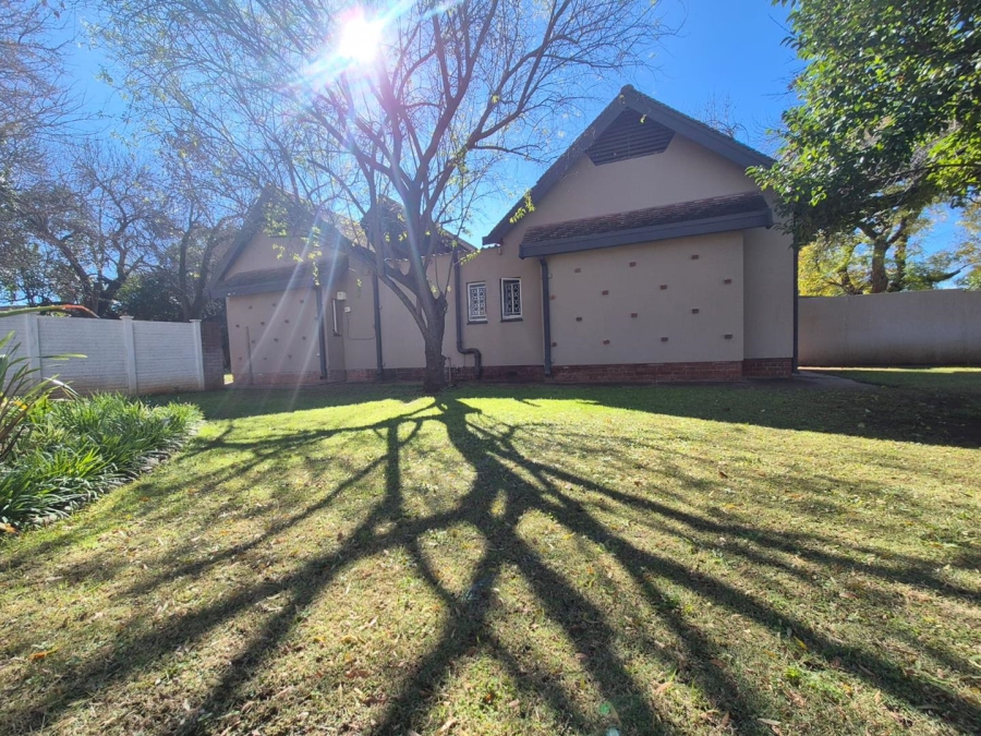 5 Bedroom Property for Sale in Bayswater Free State